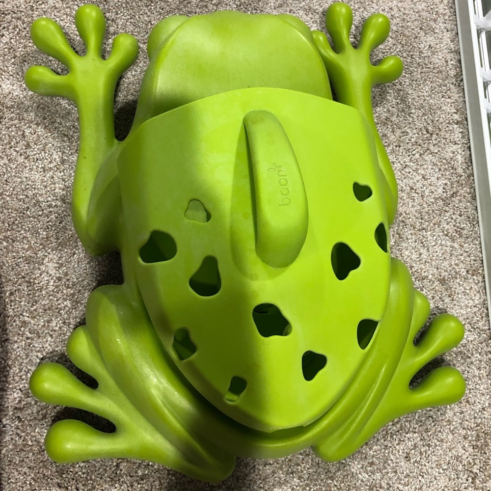 Boom bath time toy holder